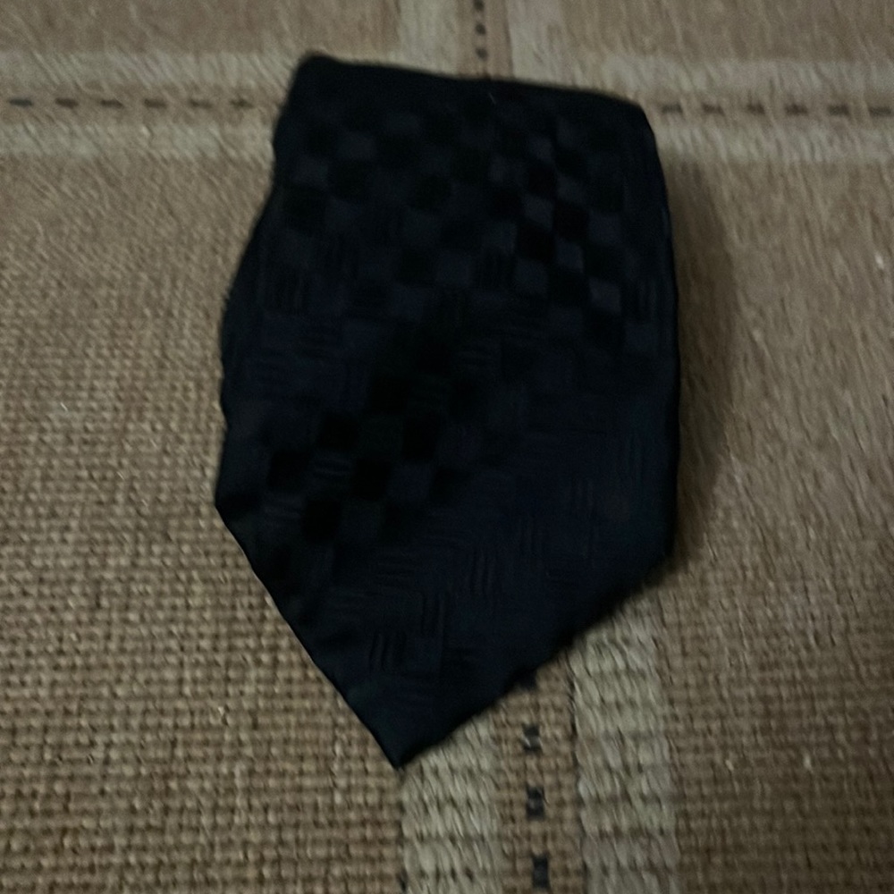 Axcess handmade, 100% silk necktie